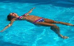 4 Swimming Pool Maintenance Tips to Keep Your Pool Clean